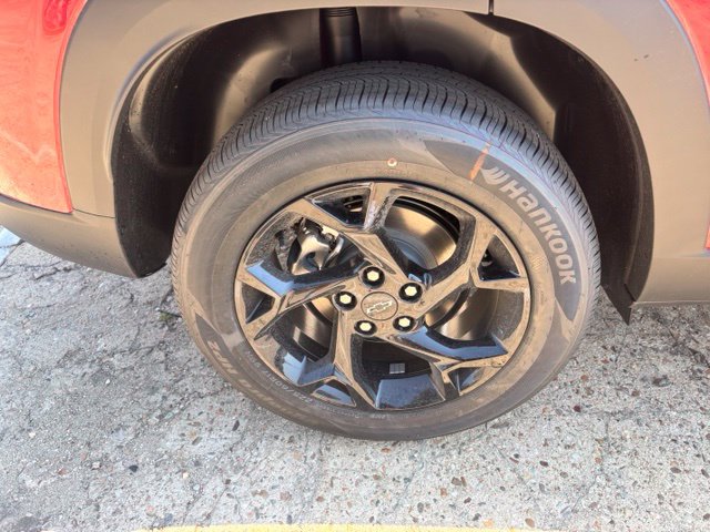 New 2026 Chevrolet Trax LT w/ Driver Confidence Package FWD image 10