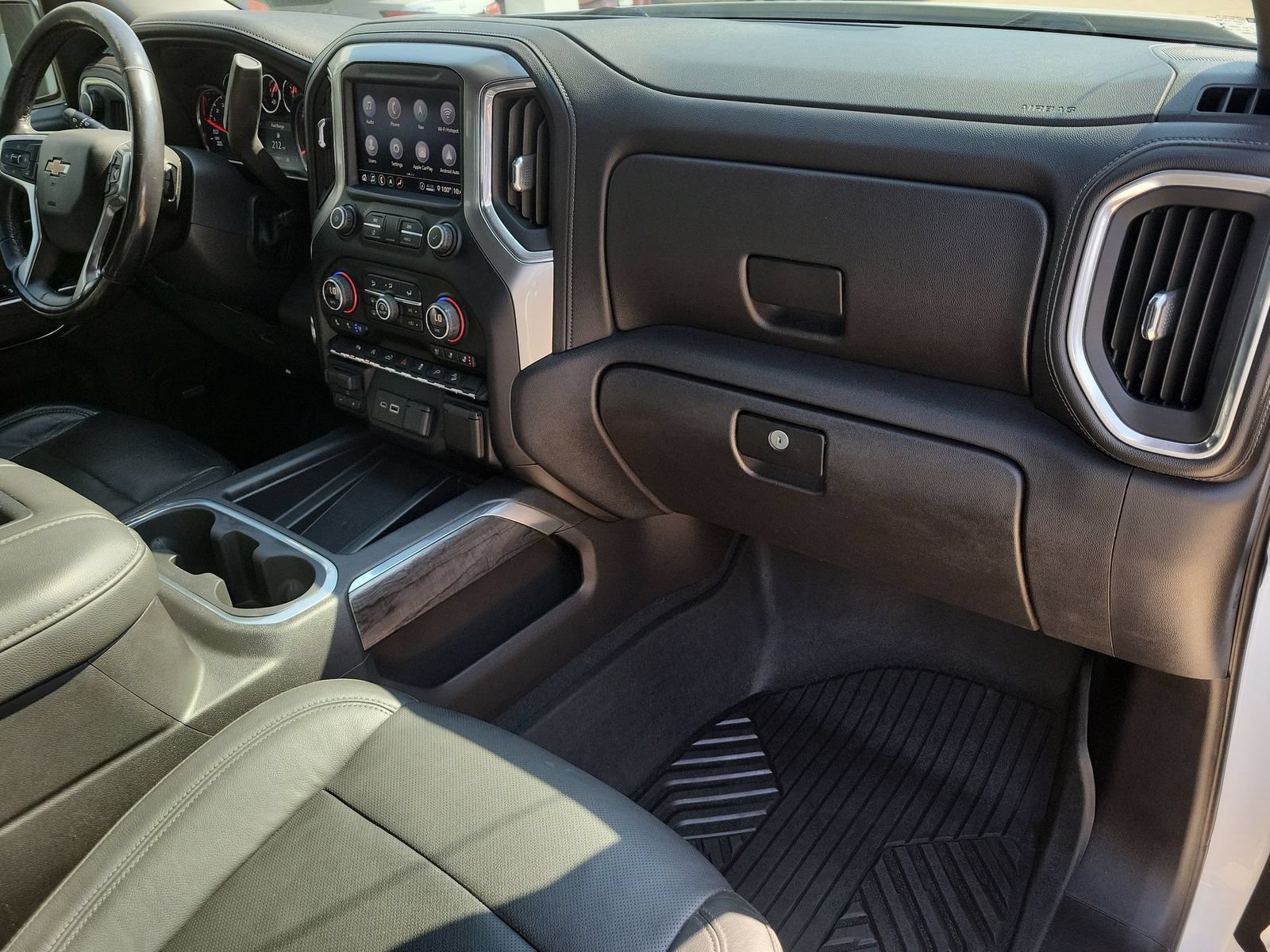 Used 2020 Chevrolet Silverado 1500 LTZ AWD/4WD image 29
