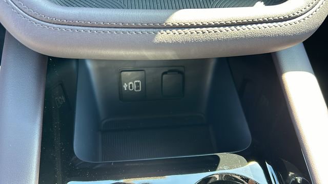 New 2026 Ford Explorer Platinum RWD image 25