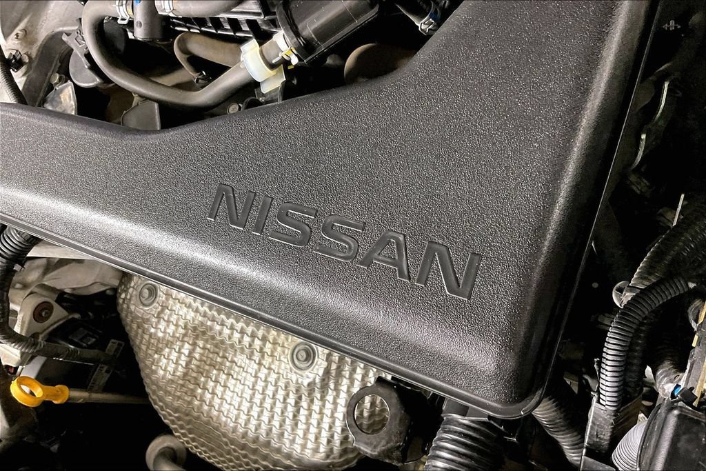 Used 2020 Nissan Rogue SV FWD image 41