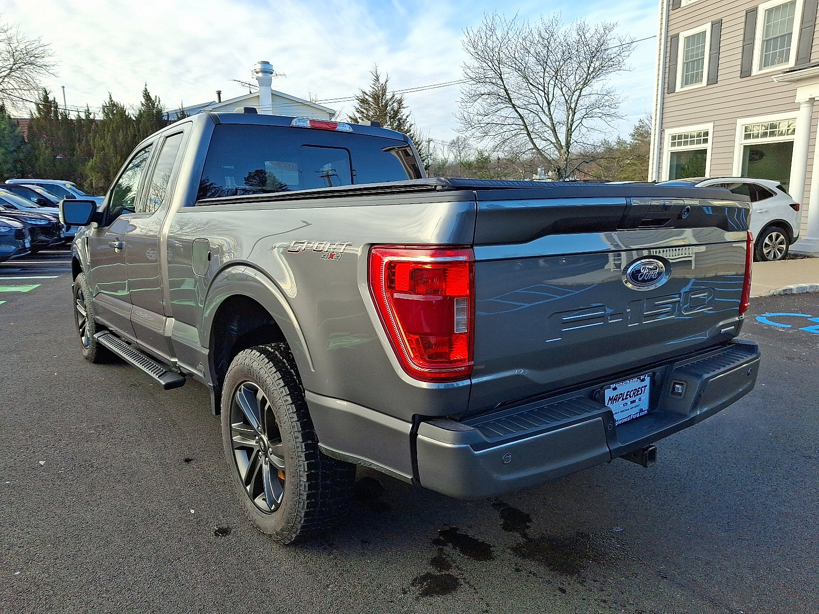 Used 2022 Ford F150 XLT w/ Equipment Group 302A High image 7