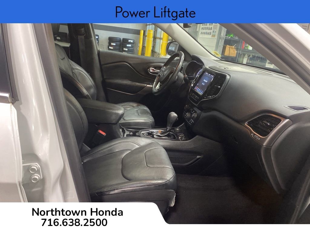 Used 2021 Jeep Cherokee Limited w/ Elite Package AWD/4WD image 12