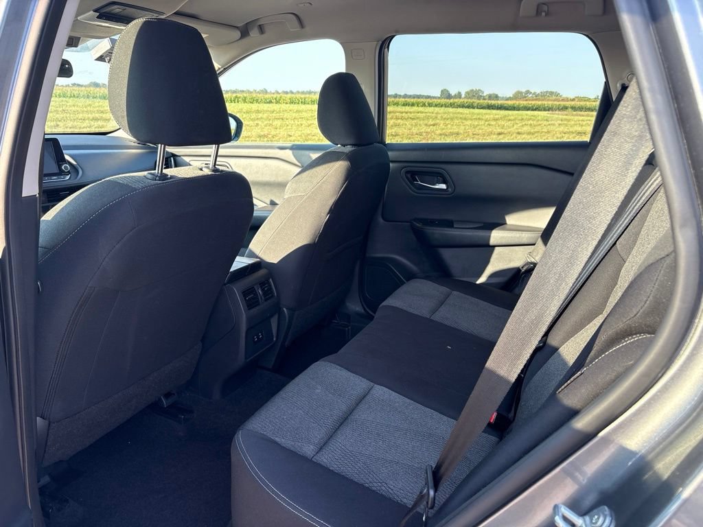 Used 2024 Nissan Rogue SV AWD/4WD image 18