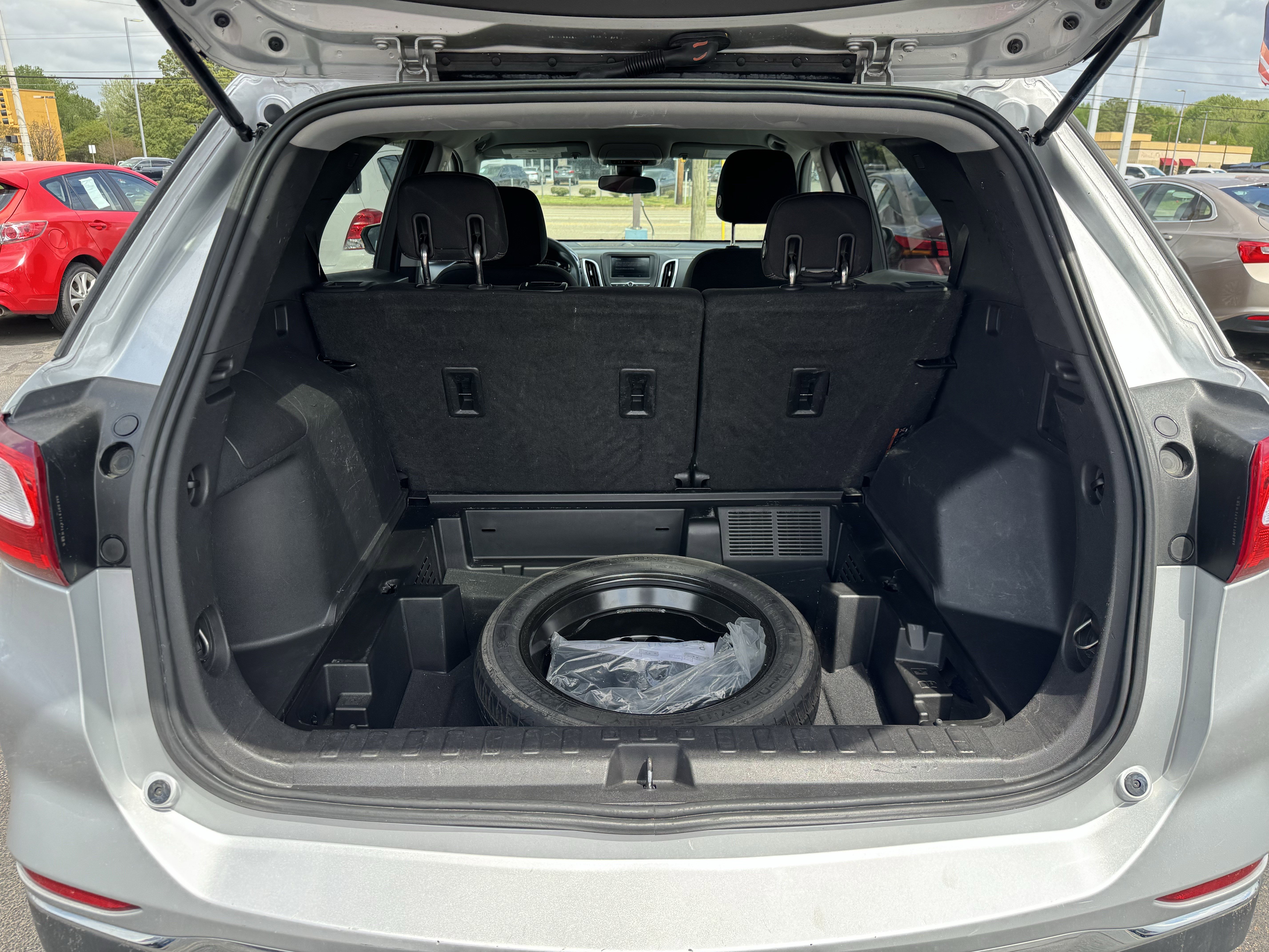 Used 2020 Chevrolet Equinox LT image 18