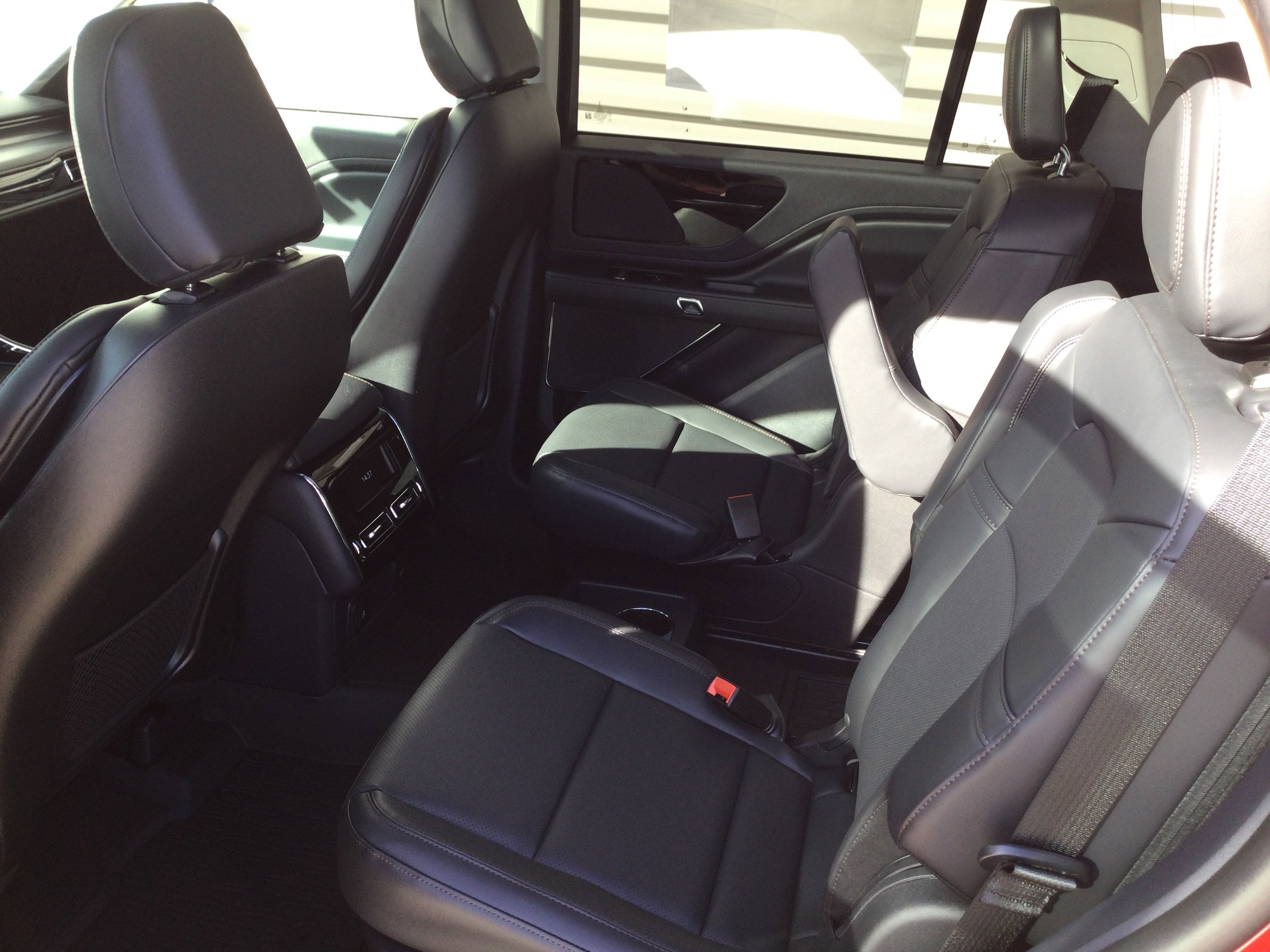 New 2026 Lincoln Aviator AWD image 6