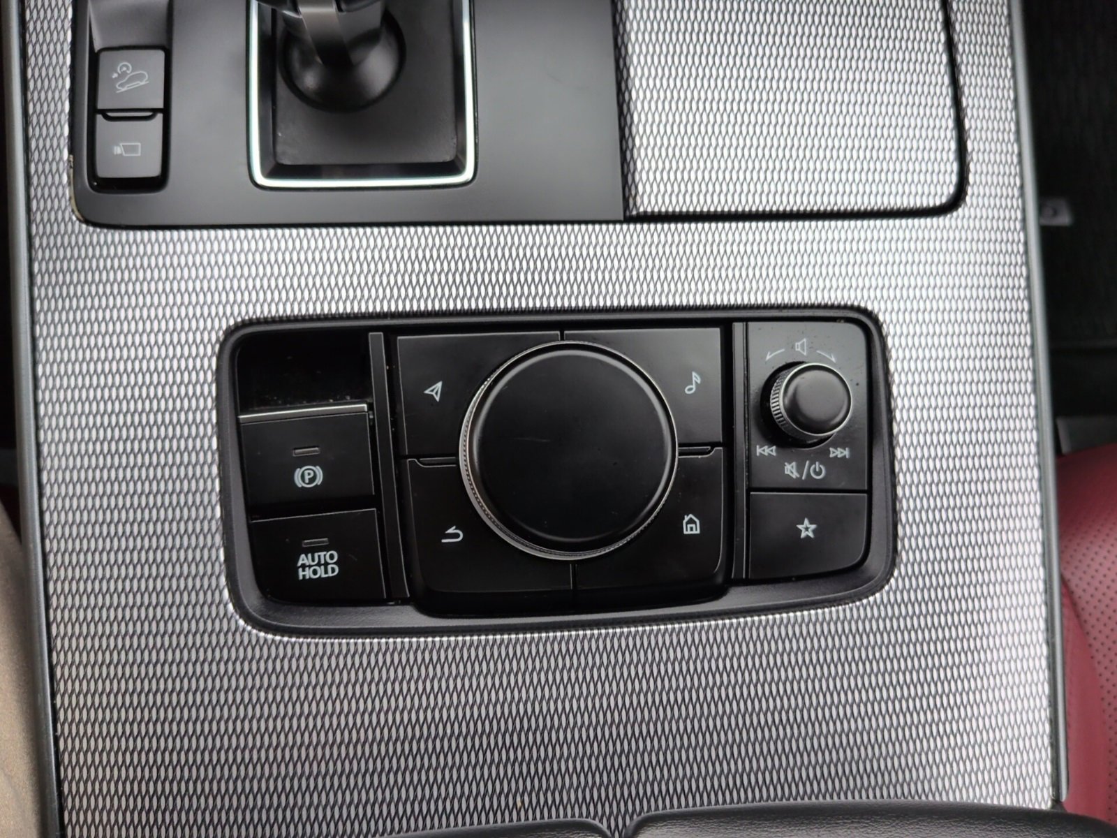 Certified 2025 MAZDA CX-70 Plug-In Hybrid w/ Premium Plus image 34