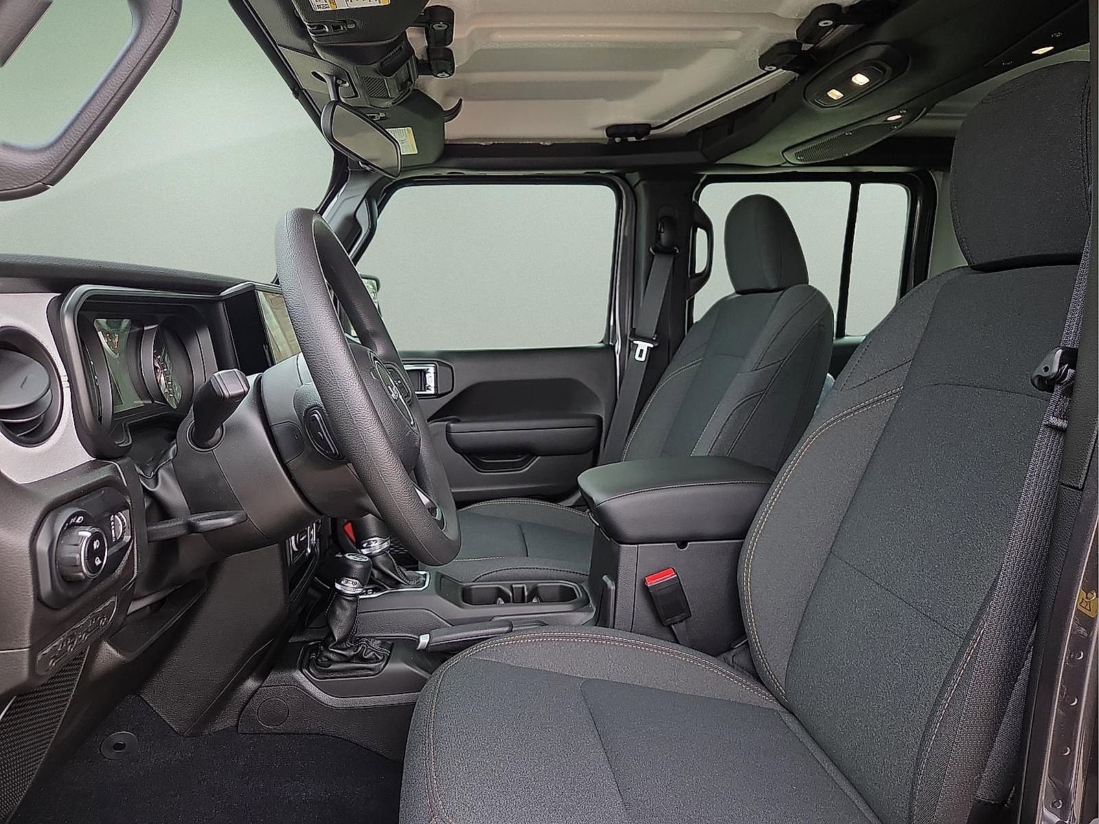 New 2025 Jeep Gladiator Sport image 14