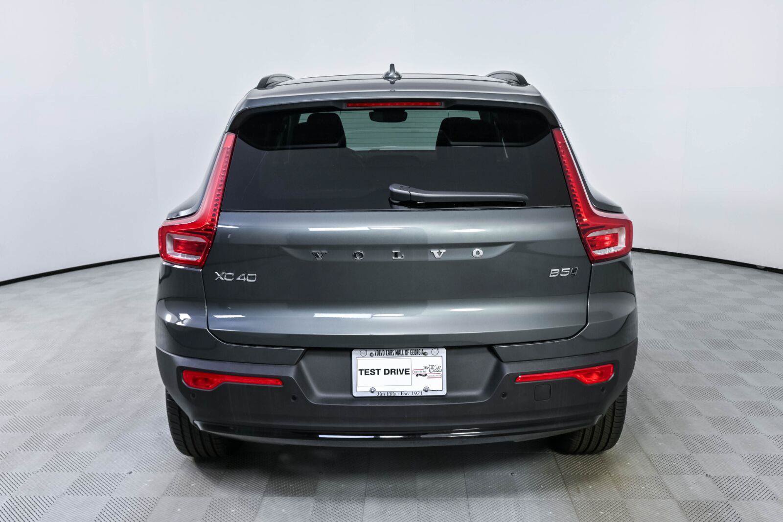 New 2026 Volvo XC40 B5 Core w/ Protection Package Premier AWD/4WD image 28