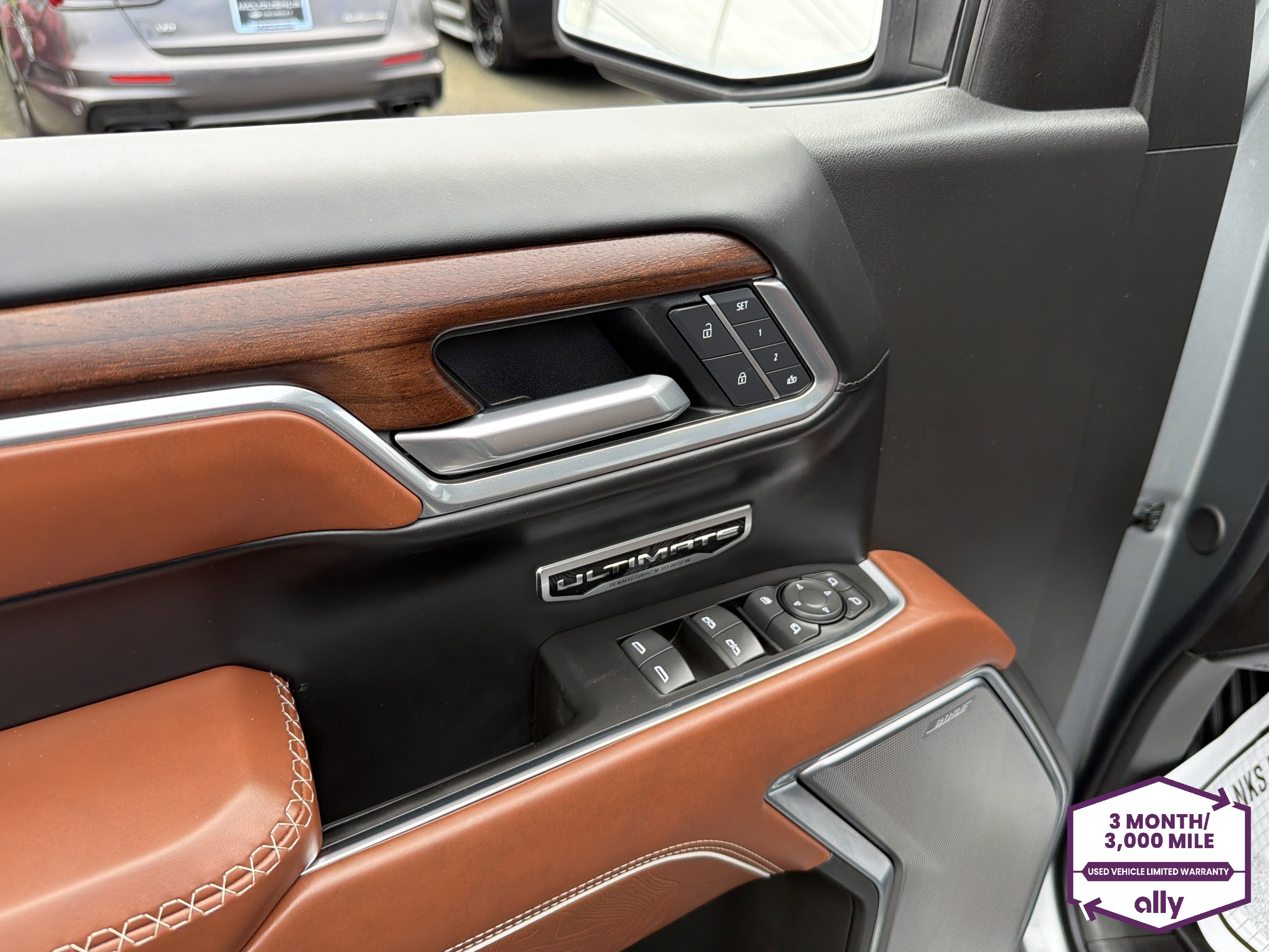 Used 2025 GMC Sierra 1500 Denali Ultimate image 15