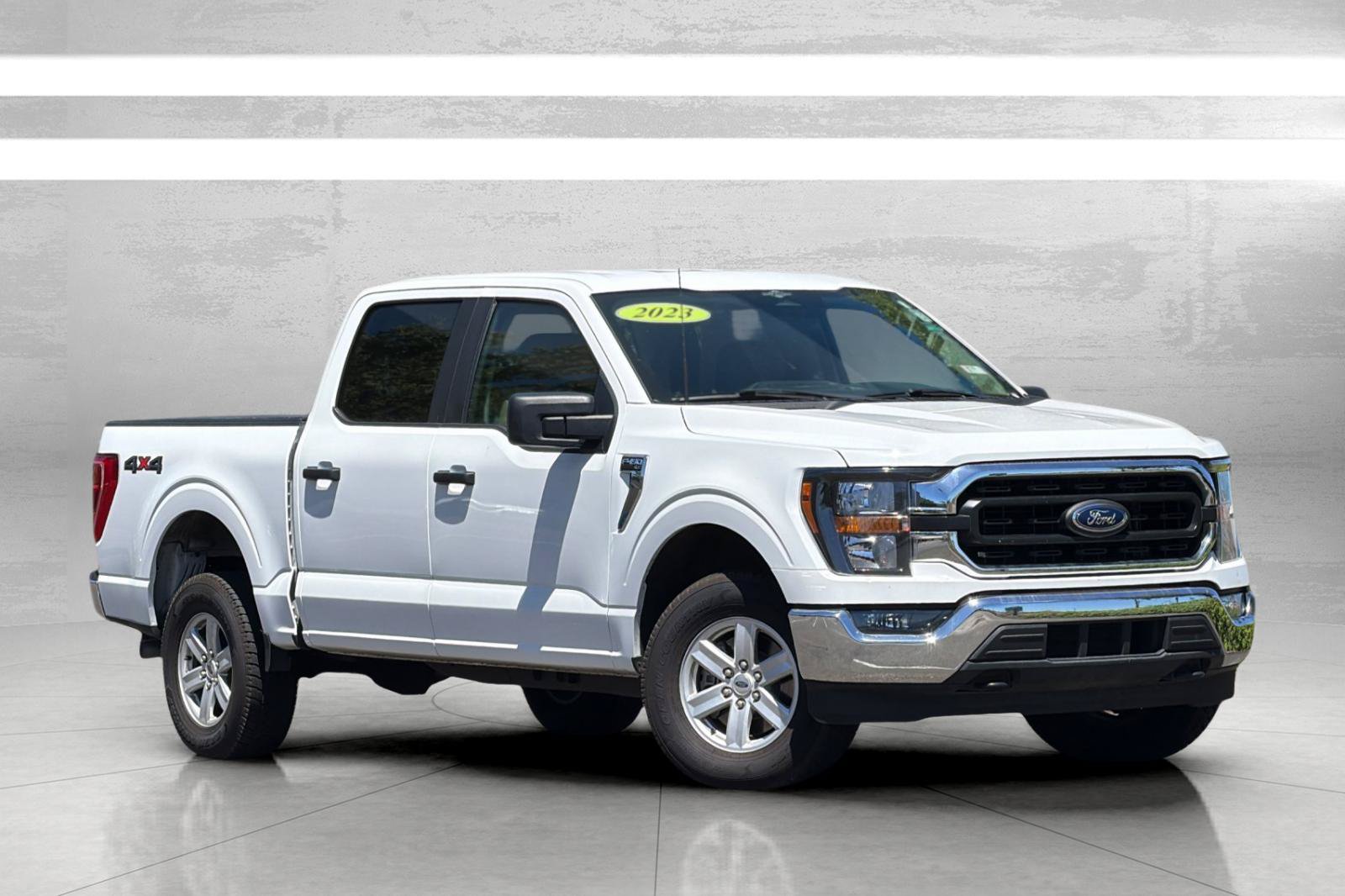 Used 2023 Ford F150 XLT AWD/4WD image 2