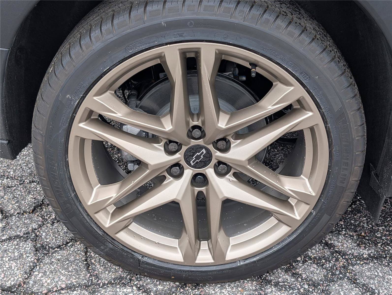 New 2026 Chevrolet Blazer EV LT w/ LPO, Tech Bronze Package FWD image 5