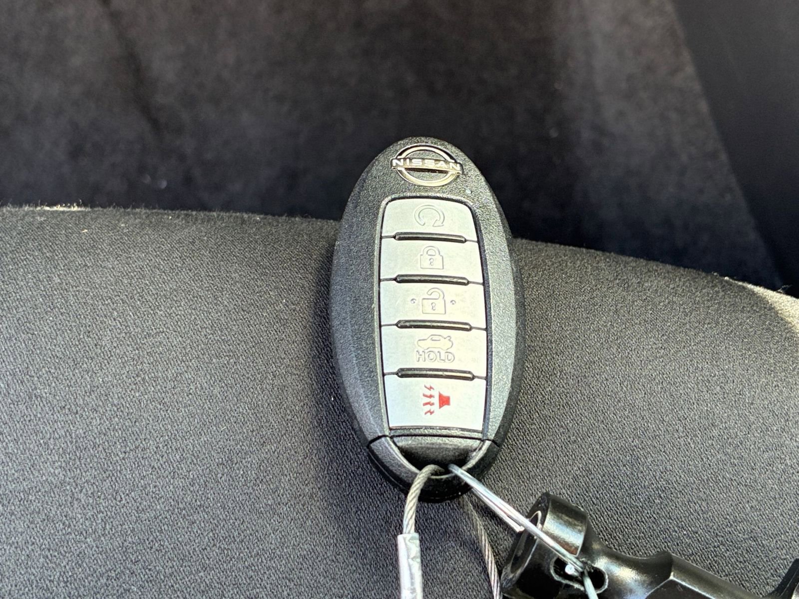 Used 2025 Nissan Altima 2.5 SV FWD image 24