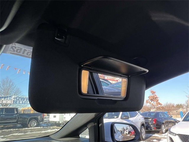 Used 2025 Chevrolet Equinox EV LT w/ Convenience Package image 31