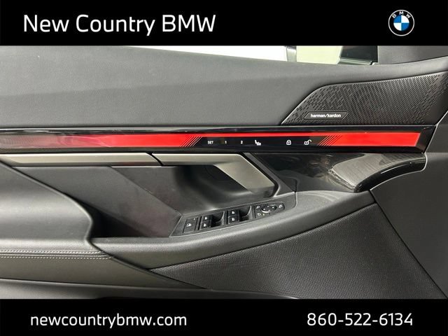 Used 2024 BMW i5 eDrive40i w/ Premium Package RWD image 12