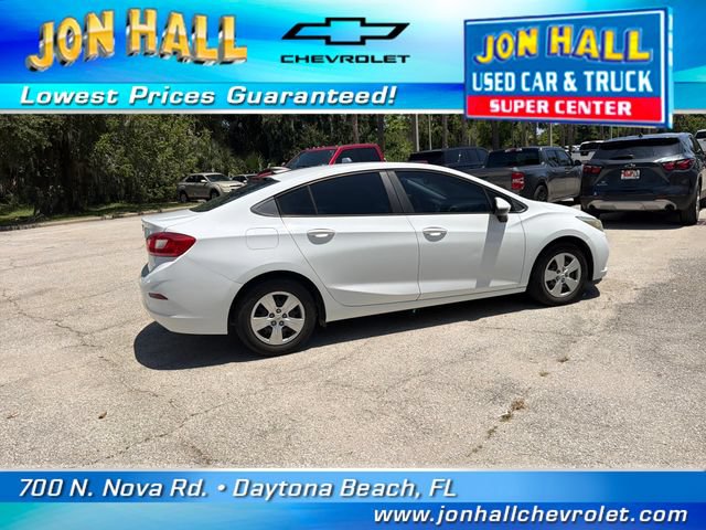 Used 2017 Chevrolet Cruze LS FWD image 11