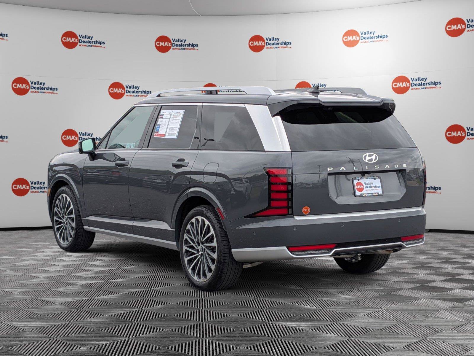 Used 2026 Hyundai Palisade Calligraphy FWD image 7