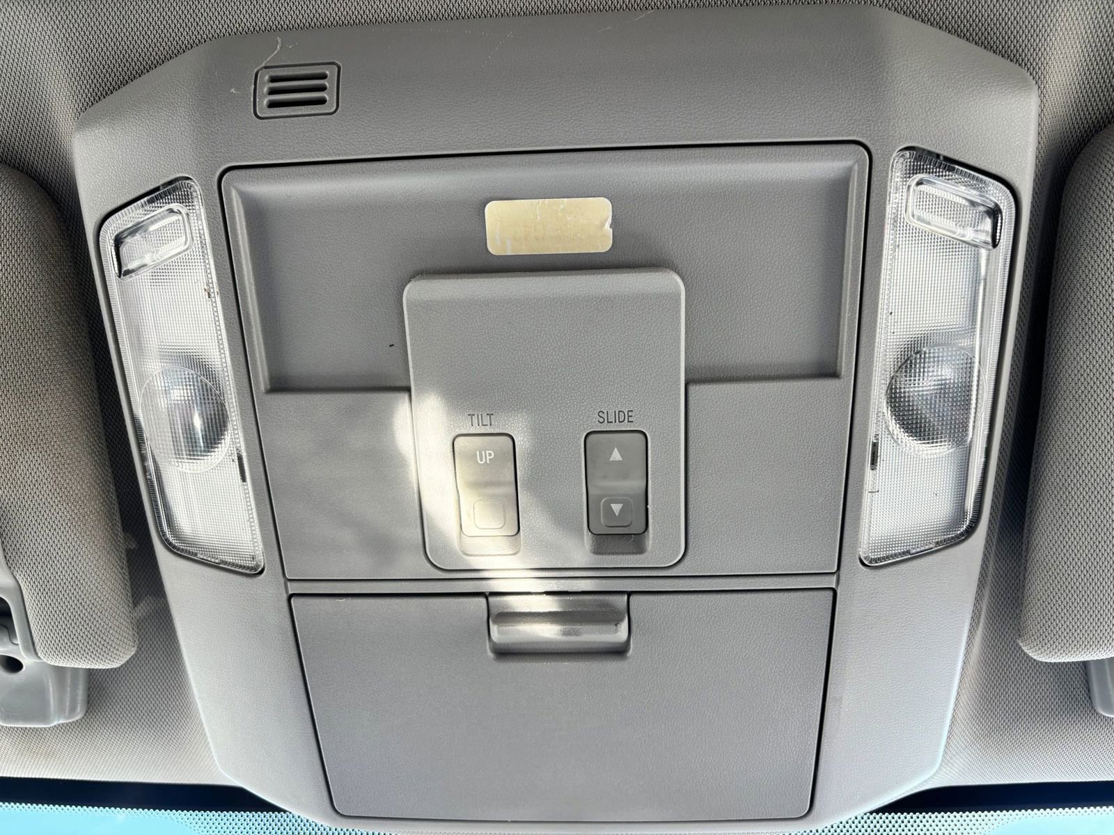 Used 2014 Toyota Tundra Platinum image 24