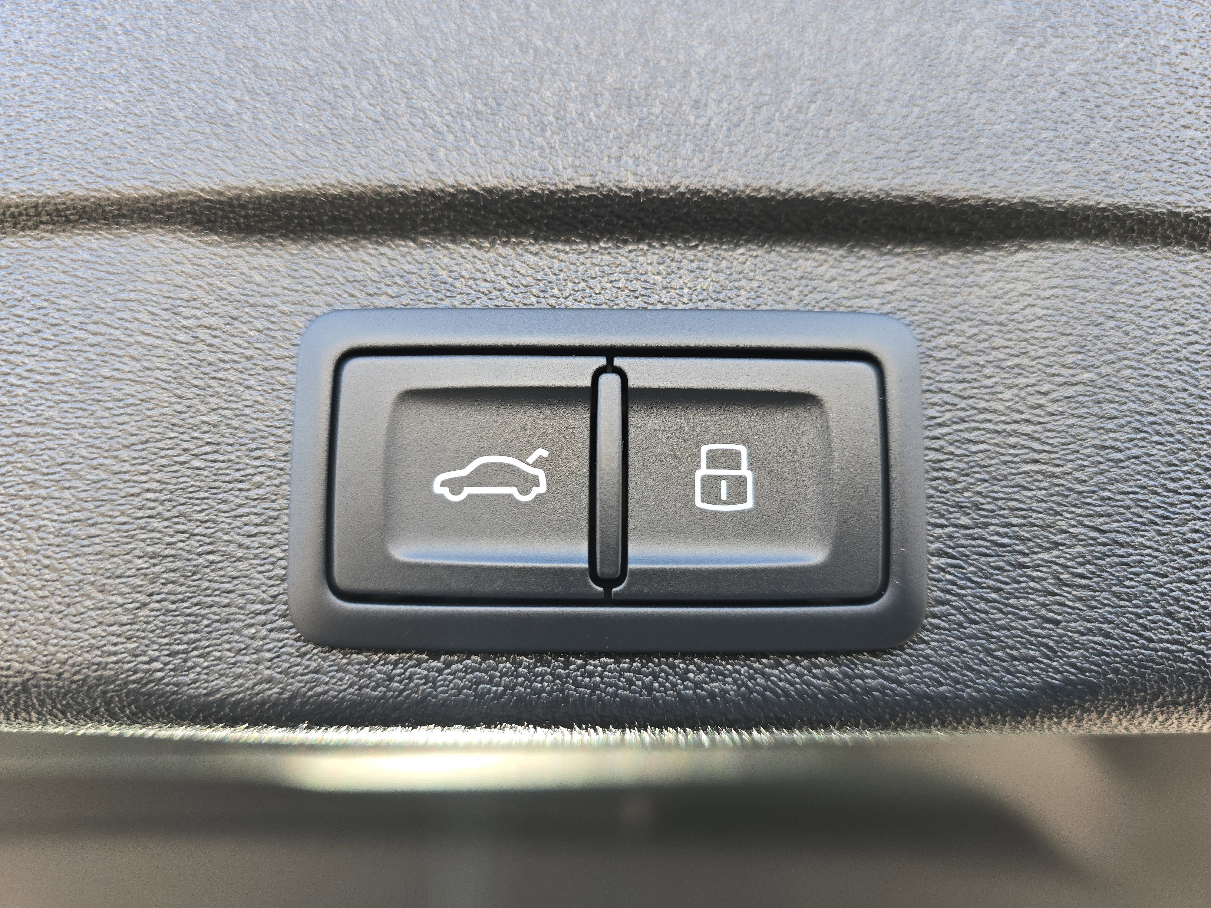 Certified 2025 Audi A5 2.0T Premium w/ Convenience Package image 18