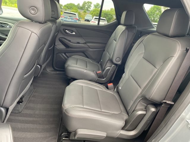 Certified 2023 Chevrolet Traverse LT w/ LT Premium Package AWD/4WD image 19