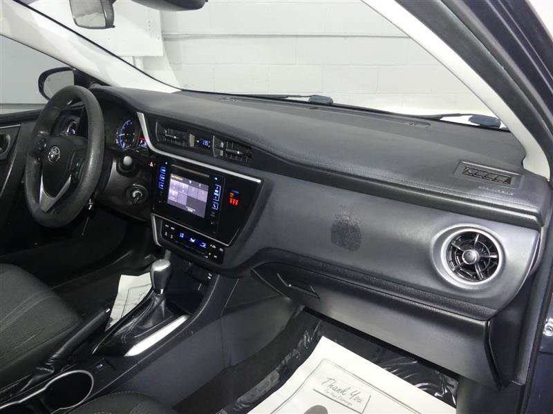 Used 2019 Toyota Corolla LE FWD image 23