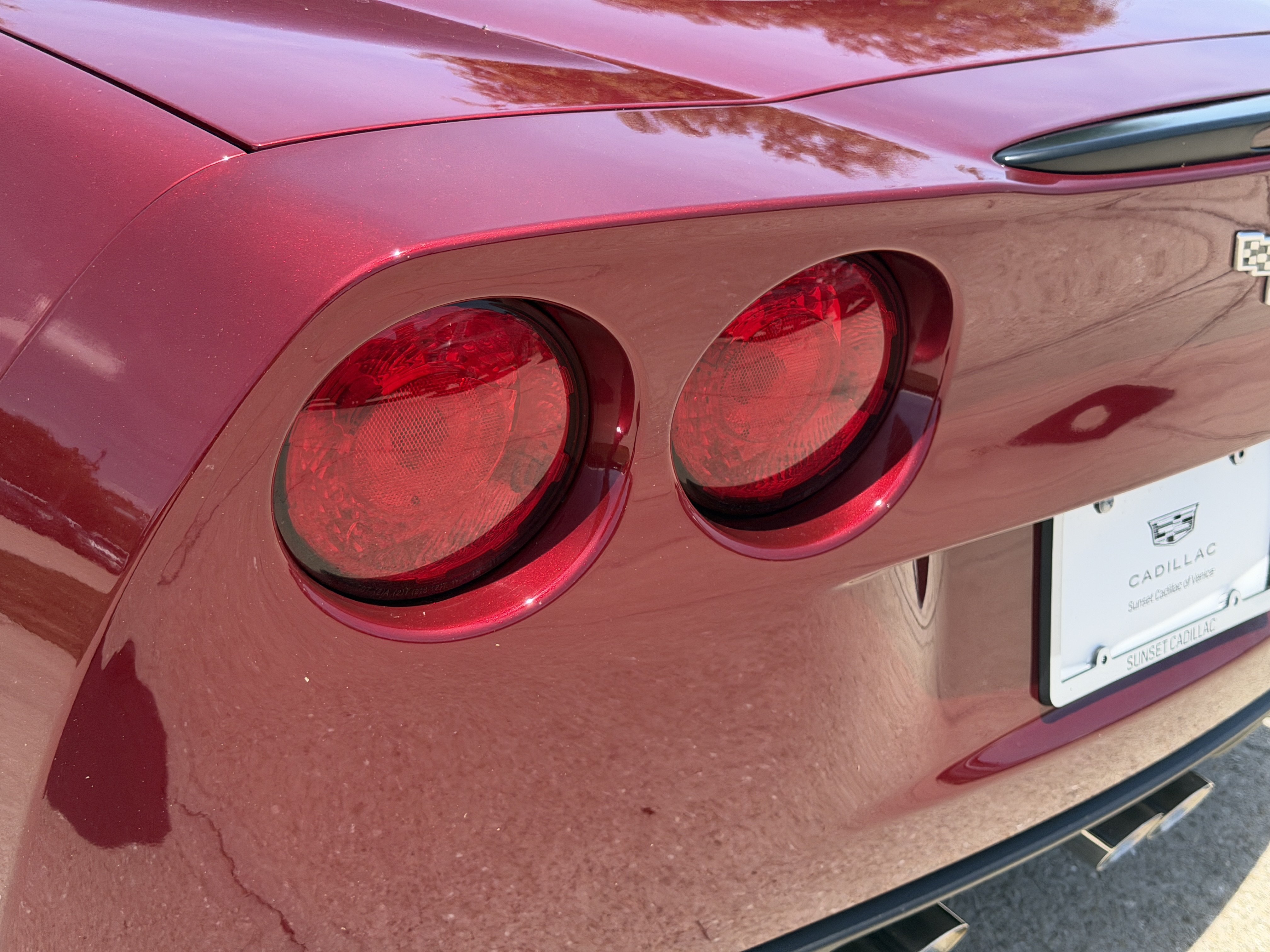 Used 2007 Chevrolet Corvette Coupe w/ Preferred Equipment Group RWD image 9