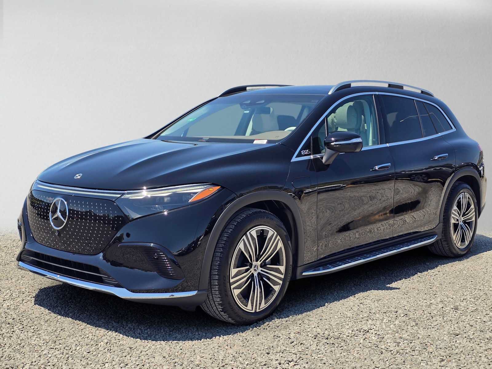 New 2026 Mercedes-Benz EQS 400 4MATIC SUV image 7