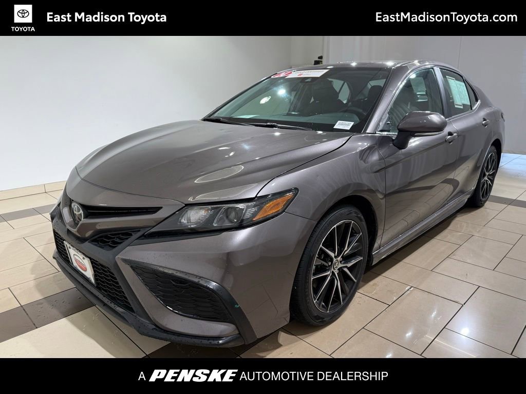 Certified 2024 Toyota Camry SE FWD video 1