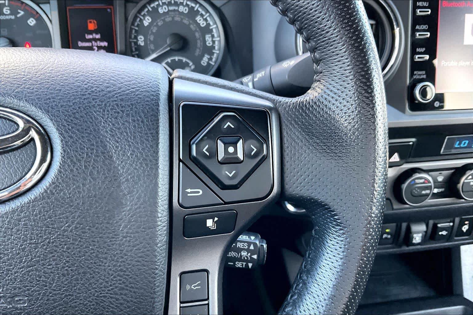 Used 2022 Toyota Tacoma TRD Sport w/ Technology Package RWD image 24