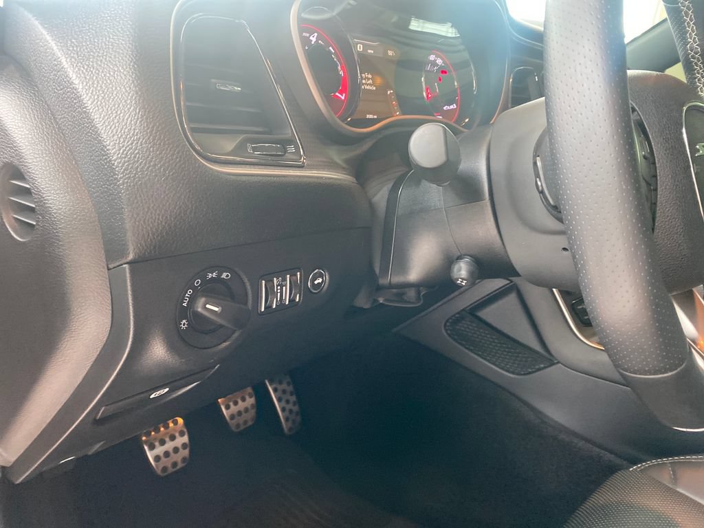 Used 2016 Dodge Challenger SRT Hellcat RWD image 13