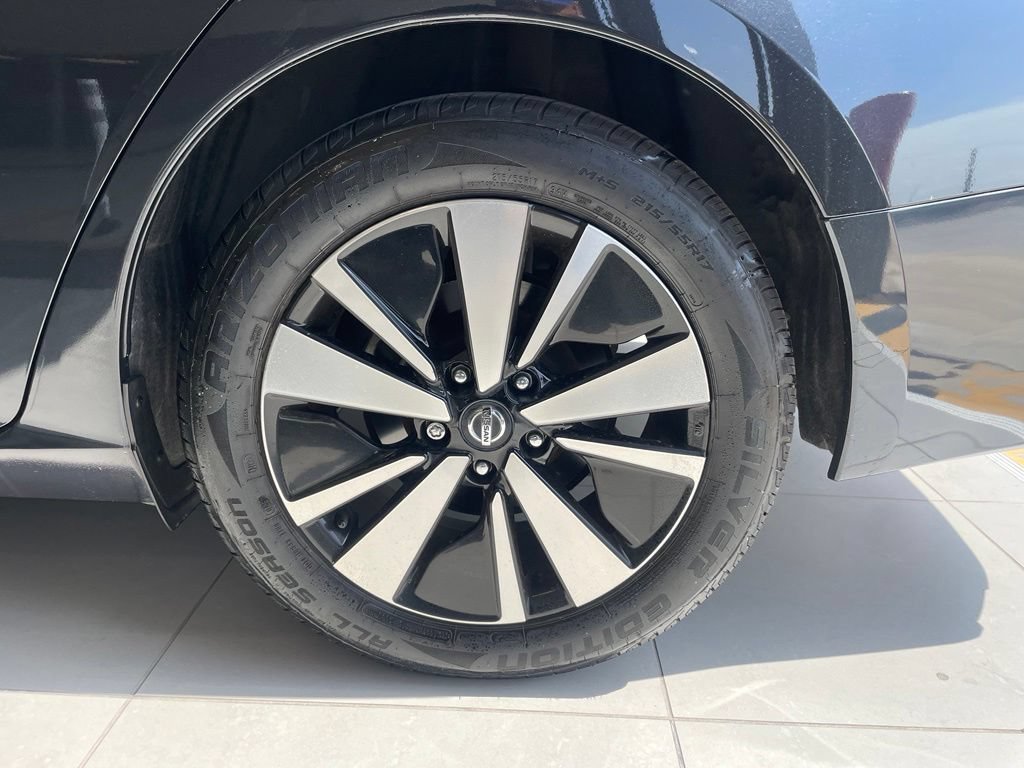 Certified 2022 Nissan Altima 2.5 SV FWD image 17