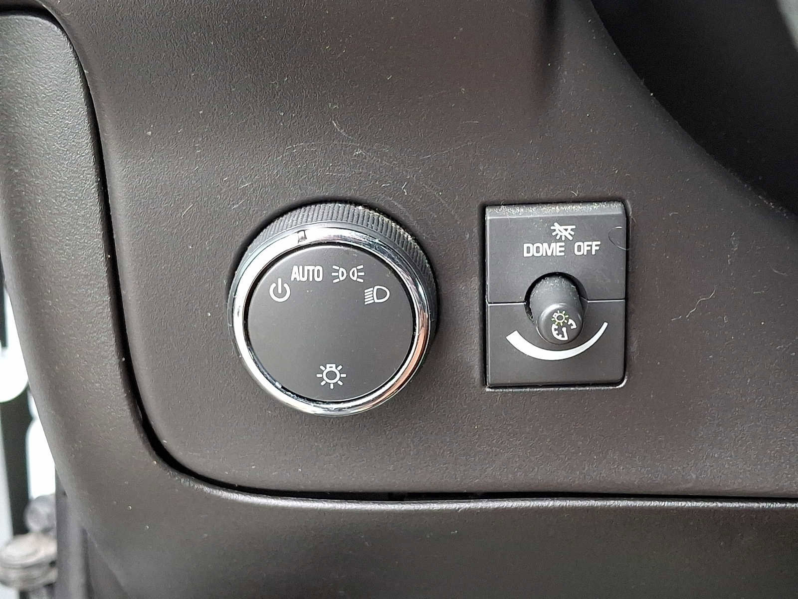Used 2024 Chevrolet Express 2500 w/ Driver Convenience Package RWD image 22