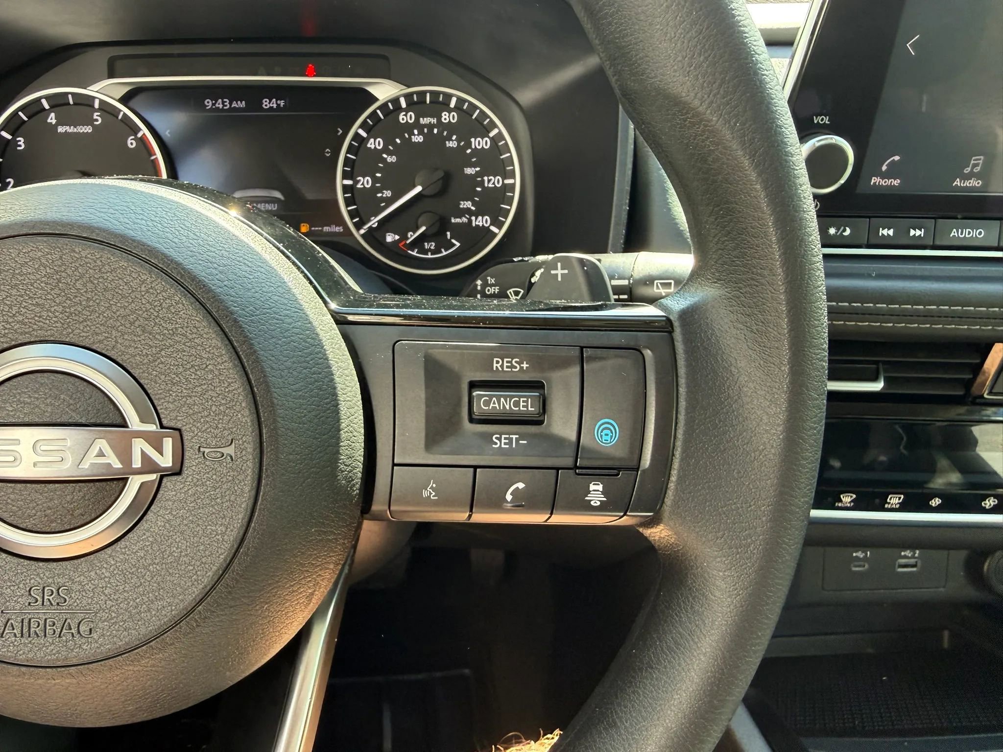 Used 2022 Nissan Rogue SV FWD image 23