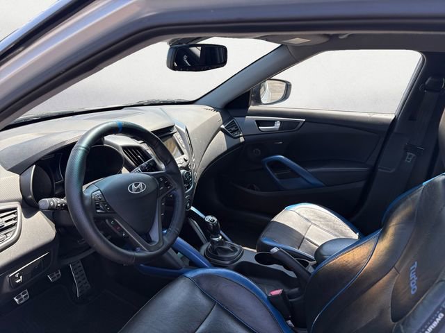 Used 2013 Hyundai Veloster Turbo FWD image 9