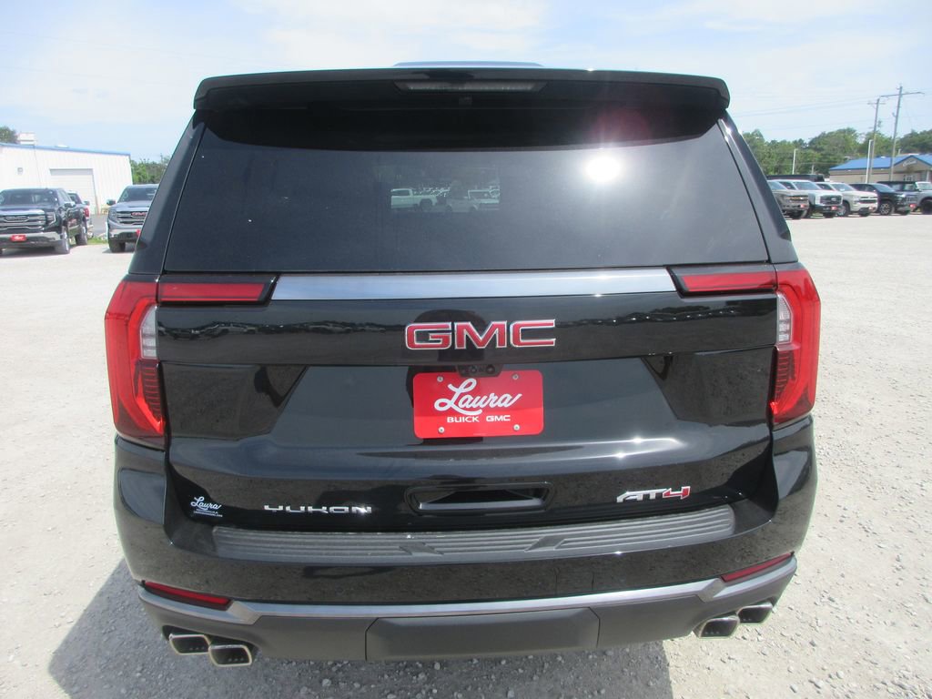 New 2026 GMC Yukon AT4 w/ AT4 Premium Plus Package AWD/4WD image 5