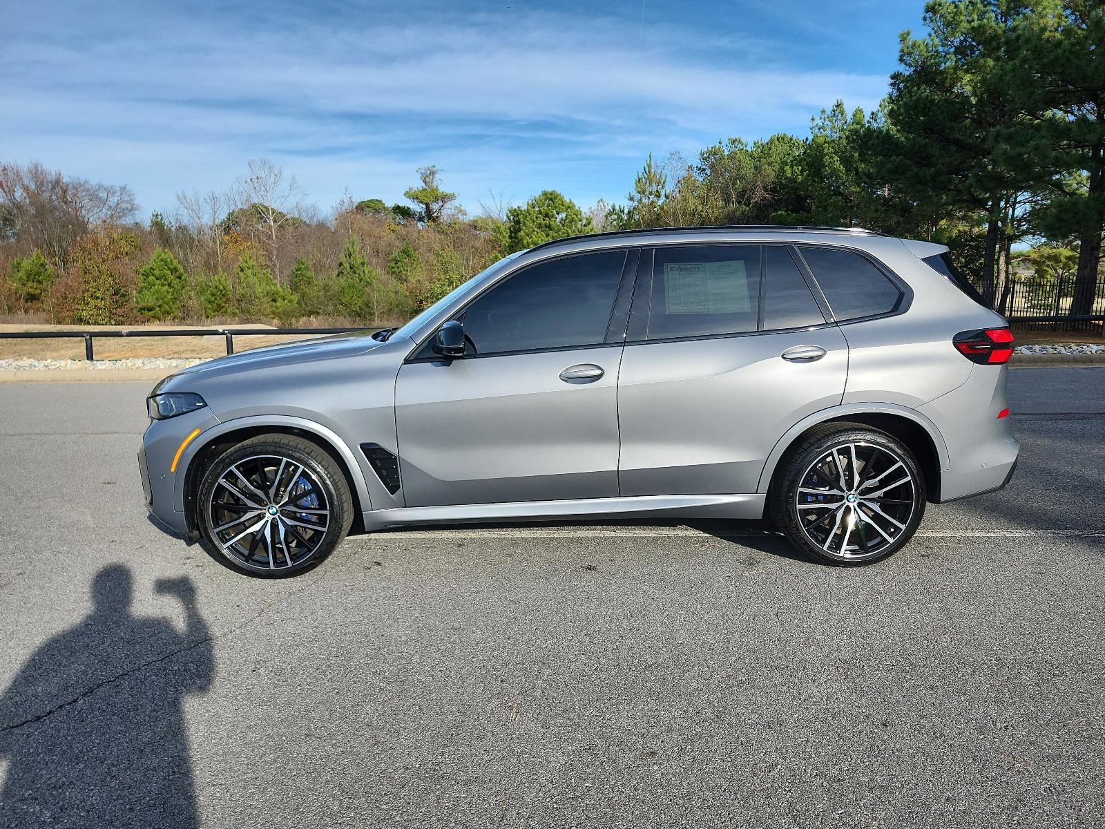 Used 2025 BMW X5 M60i image 2