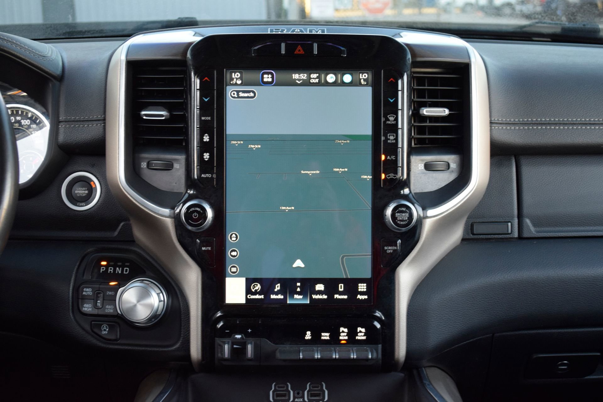 Used 2022 RAM 1500 Laramie image 11