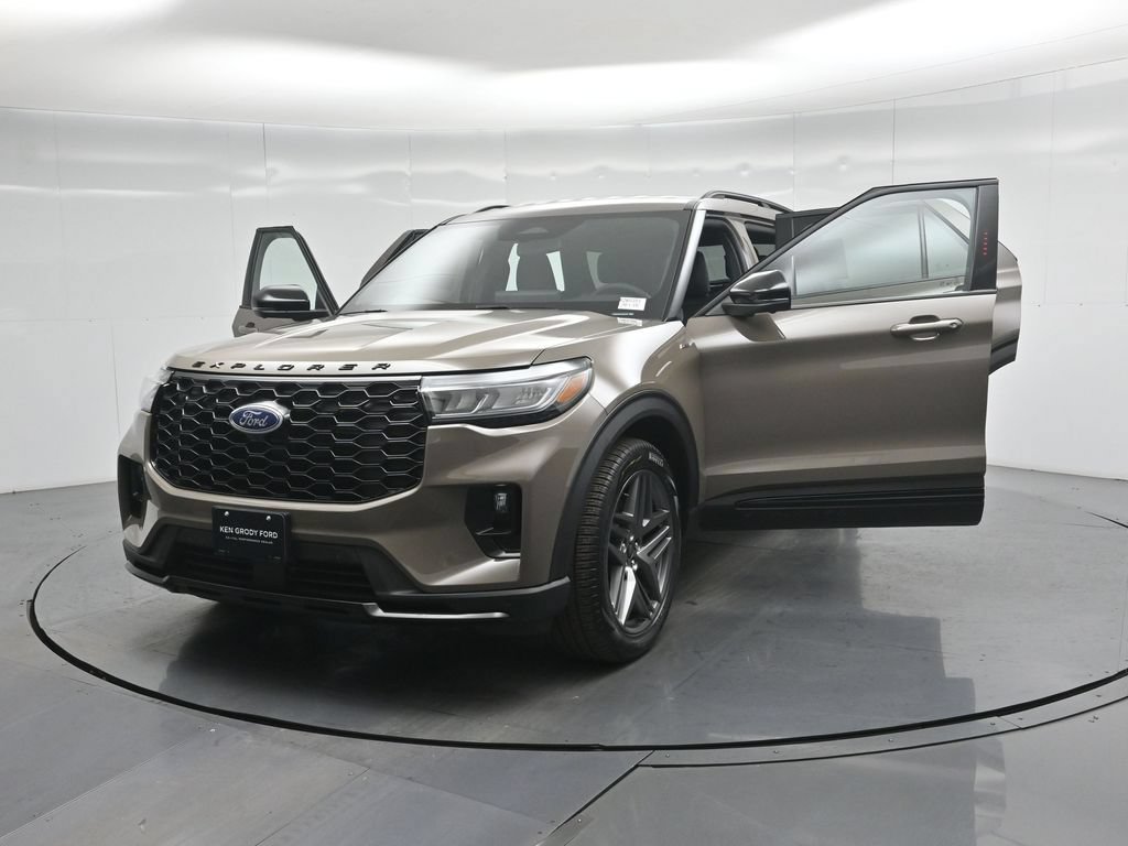 New 2026 Ford Explorer ST-Line w/ ST-Line Street Pack AWD/4WD image 33