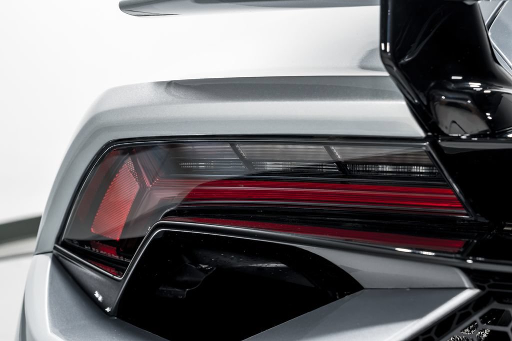 Used 2023 Lamborghini Huracan Tecnica RWD image 51