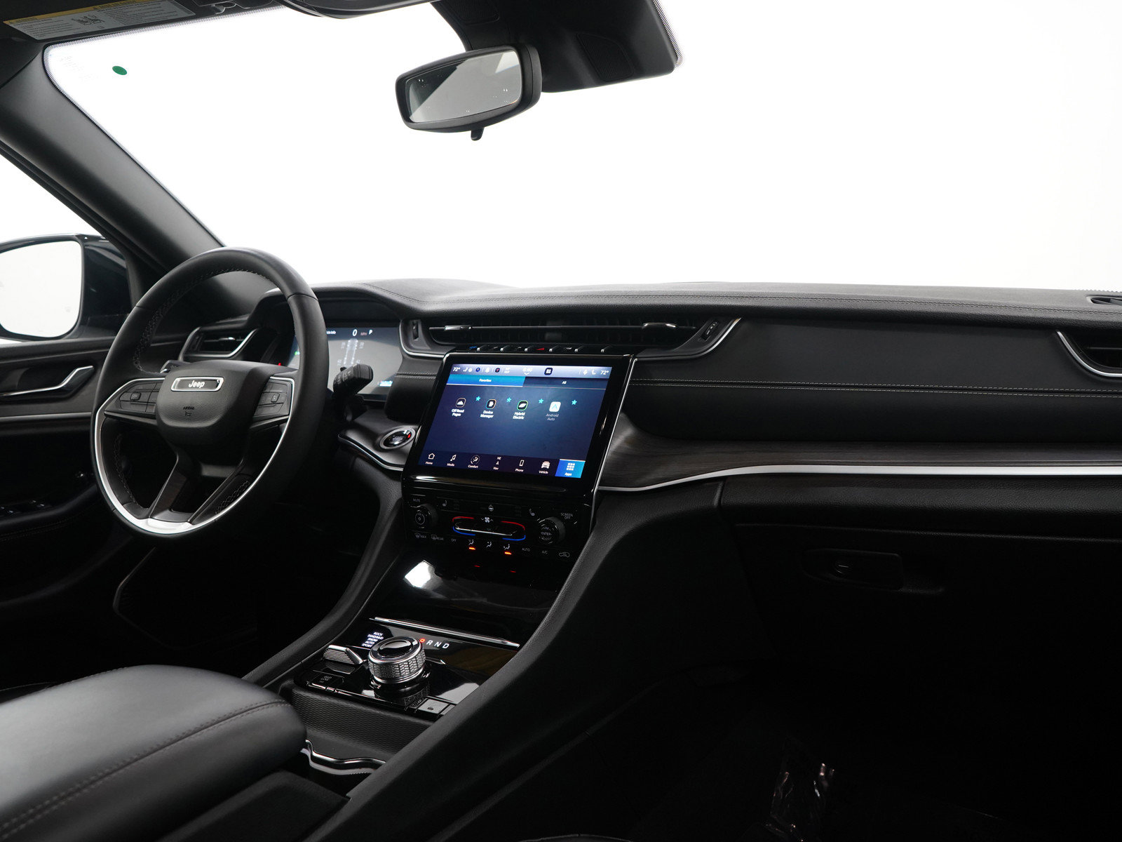 Used 2024 Jeep Grand Cherokee Limited 4xe image 11