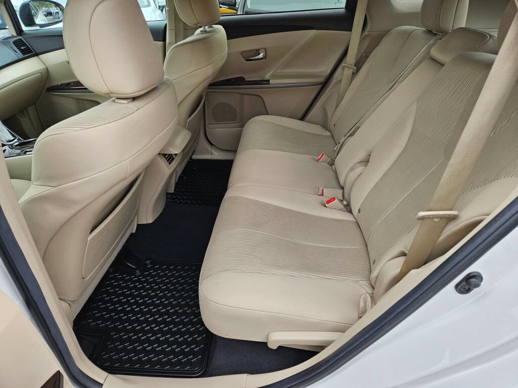 Used 2012 Toyota Venza LE w/ LE Convenience Pkg AWD/4WD image 12