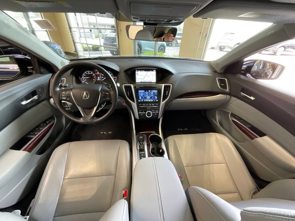 Certified 2017 Acura TLX V6 SH-AWD w/ Advance Package image 9