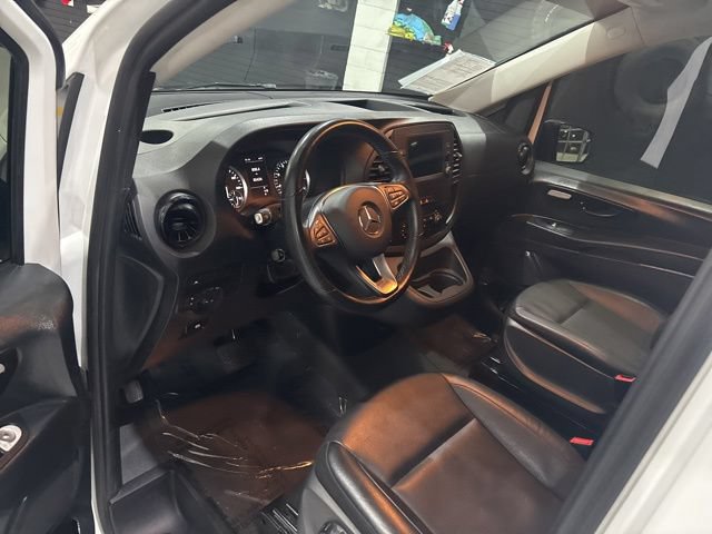 Used 2023 Mercedes-Benz Metris image 12