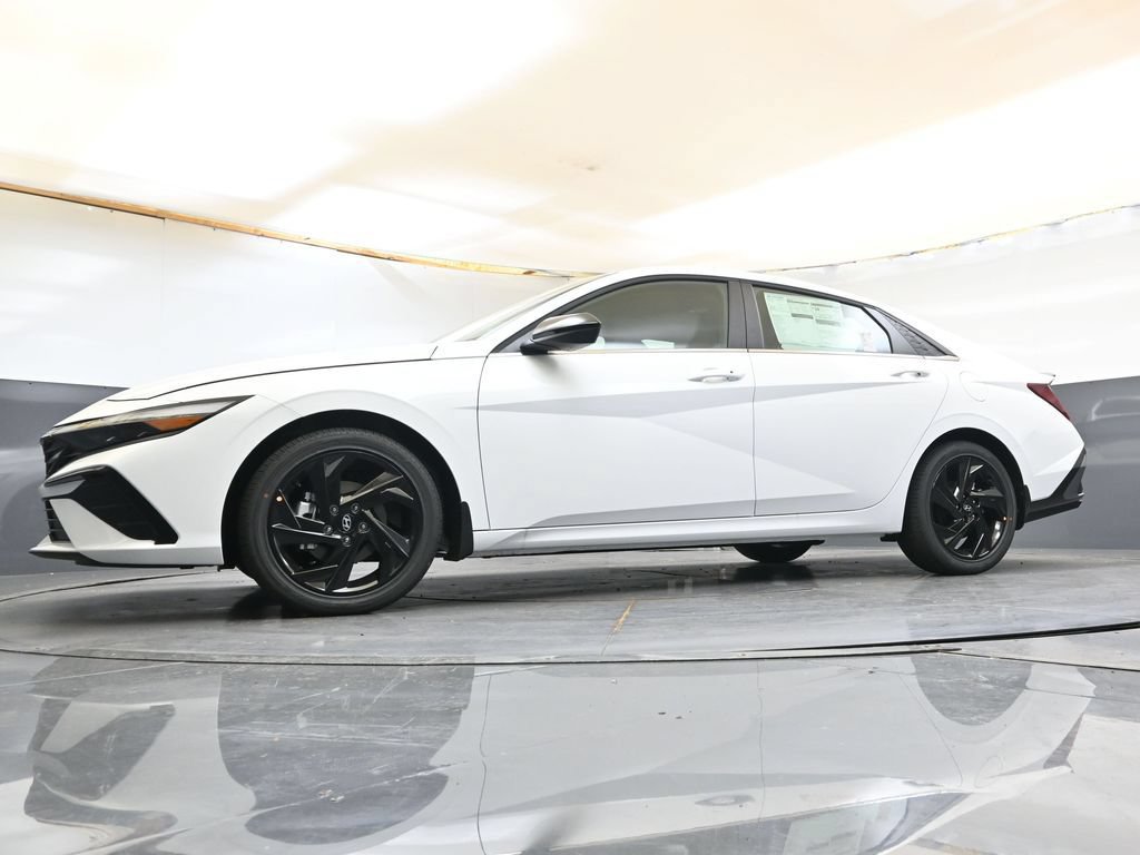 New 2026 Hyundai Elantra SEL Sport Premium FWD image 41