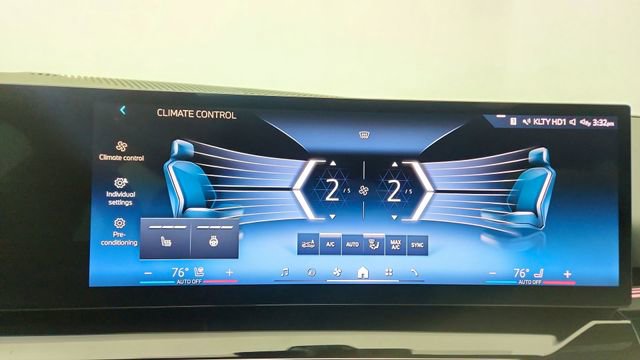 Used 2025 BMW 530i RWD image 53