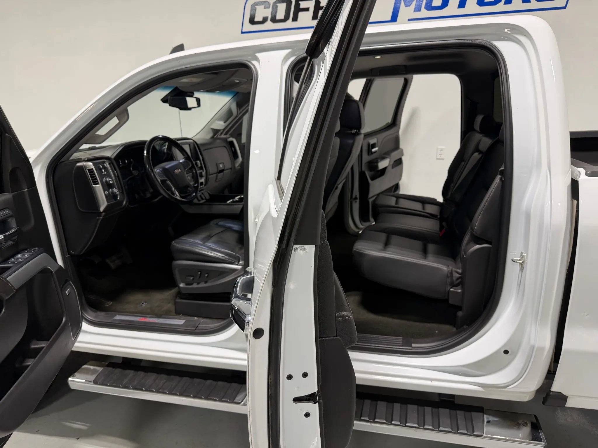 Used 2018 Chevrolet Silverado 2500 LTZ w/ Duramax Plus Package AWD/4WD image 10