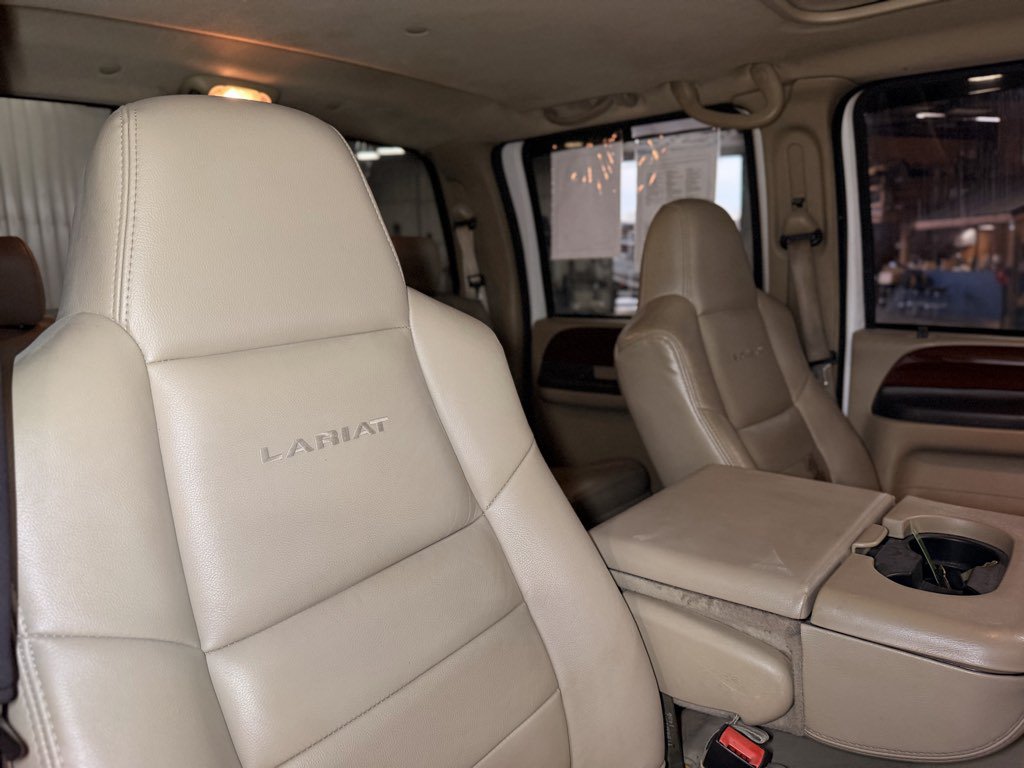 Used 2007 Ford F350 Lariat AWD/4WD image 23