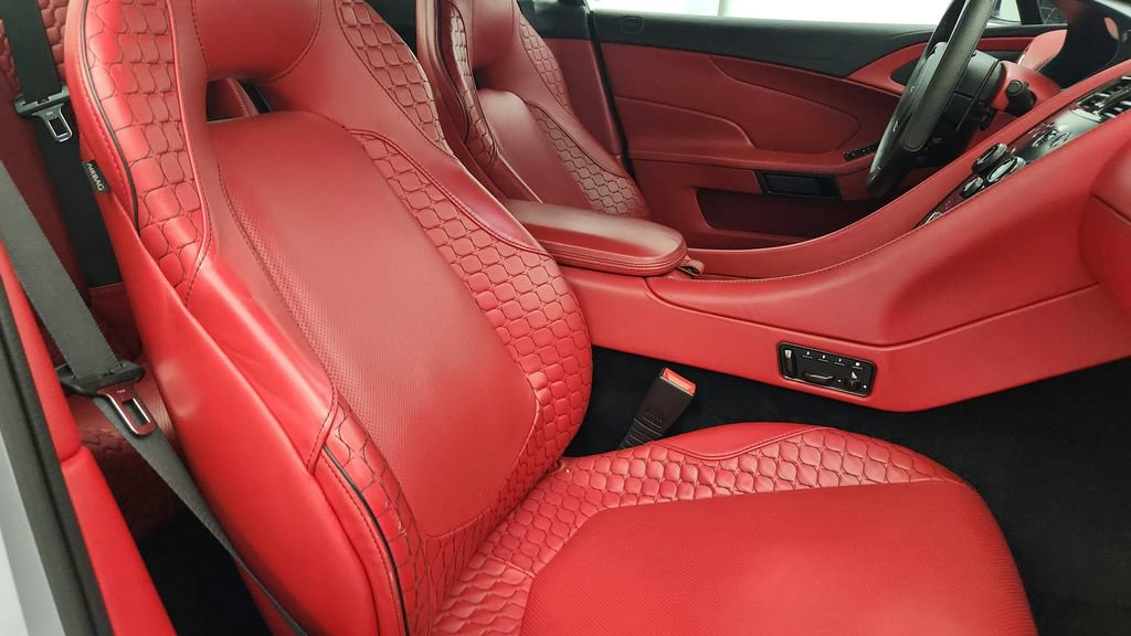 Used 2014 Aston Martin Vanquish Coupe RWD image 81