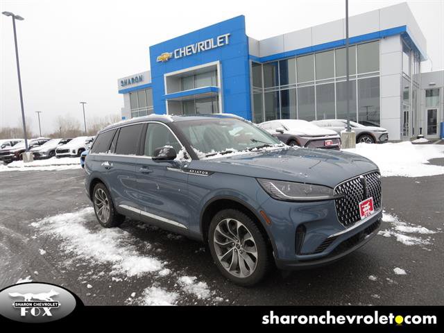 Used 2025 Lincoln Aviator Reserve w/ Illumination Package image 1