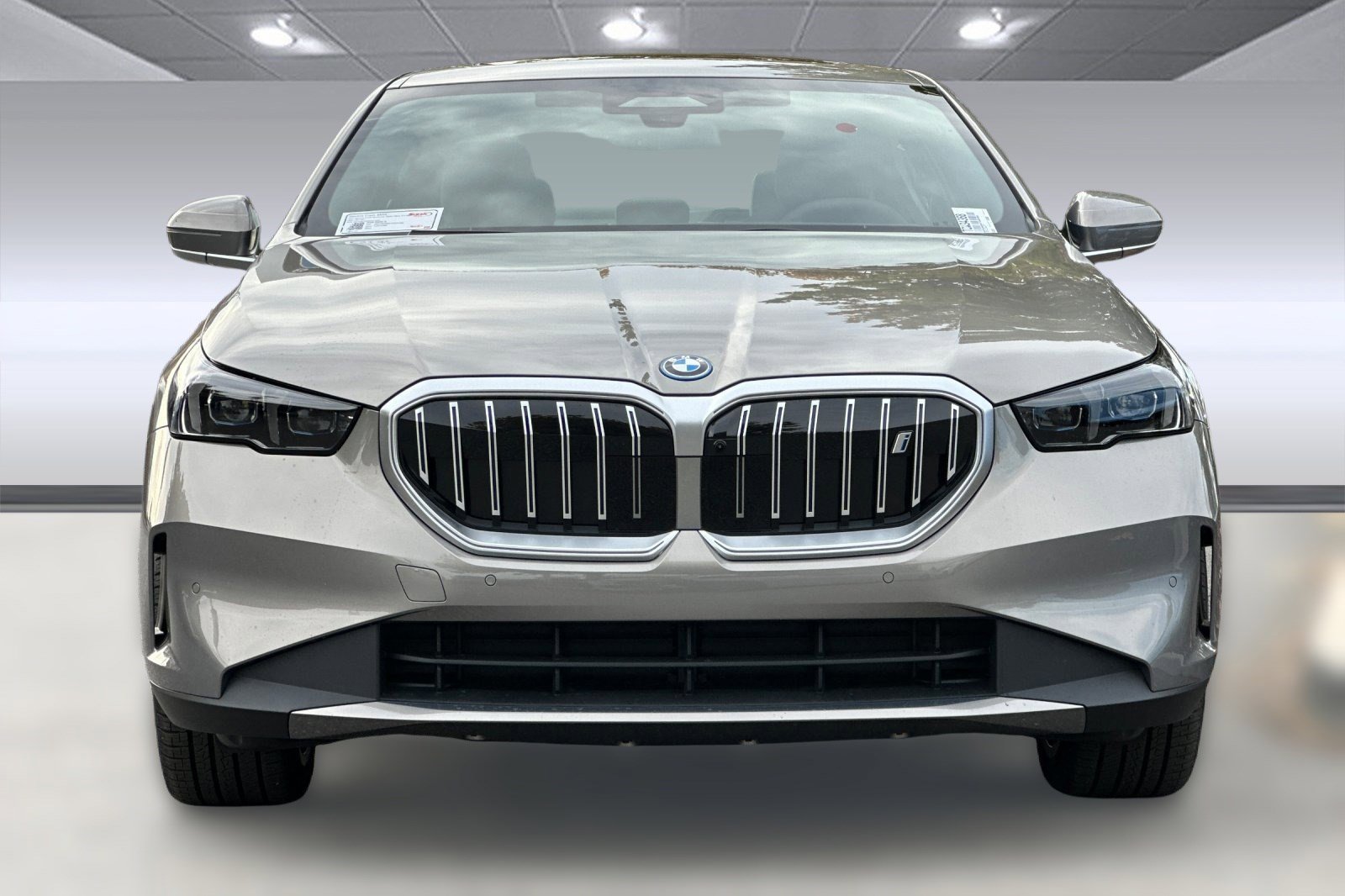 New 2026 BMW i5 eDrive40 image 5