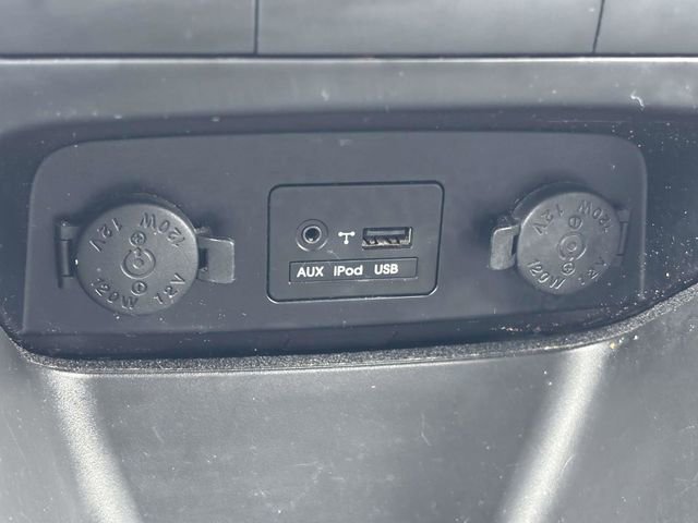 Used 2013 Kia Sorento LX image 16